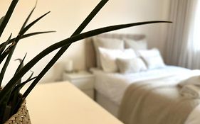 Private Room With En-Suite And Parking In Shared Flat